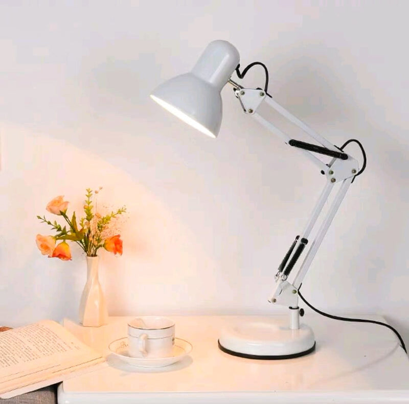 Luminária Articulável de Mesa
