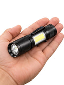 Mini Lanterna LED Portátil